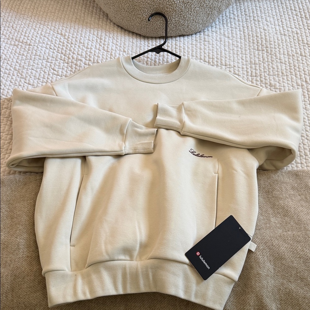 SOLD 💗 LULULEMON BIG COZY CREWNECK WITH POCKETS